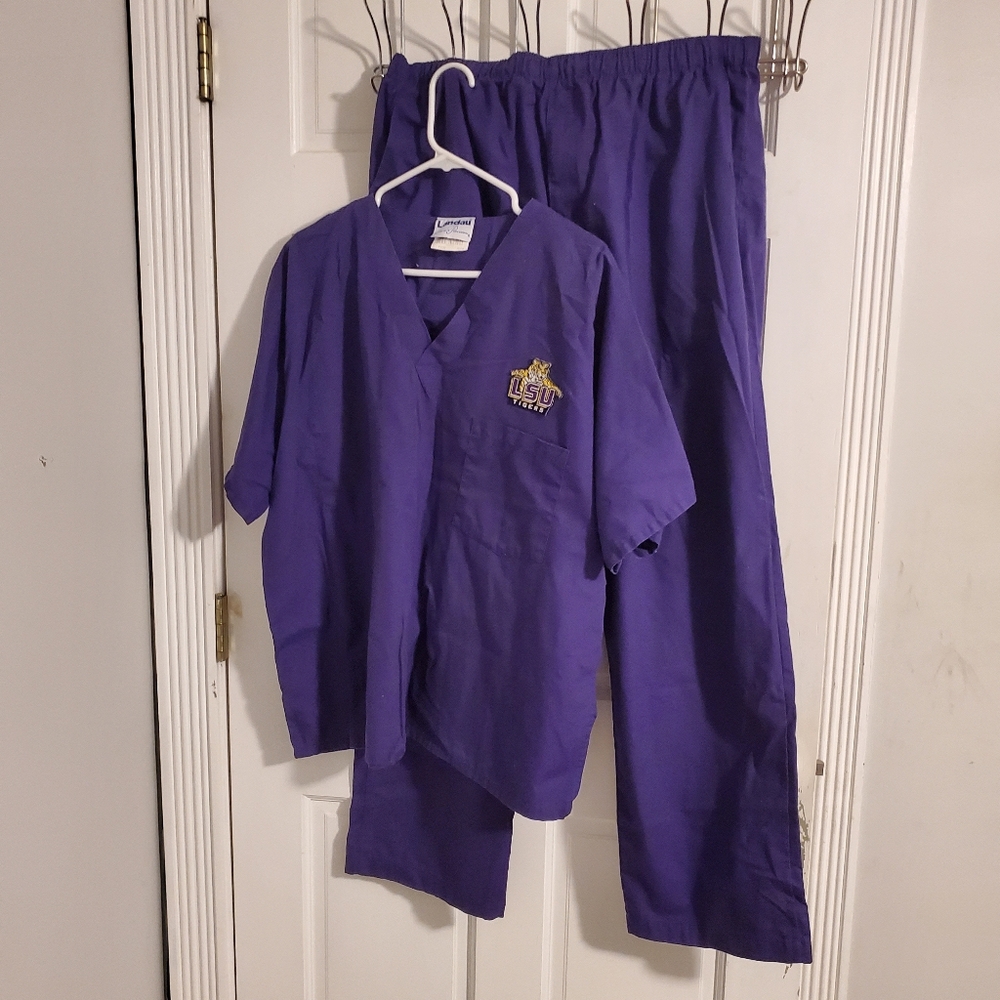 LSU Mens Scrubs xl
